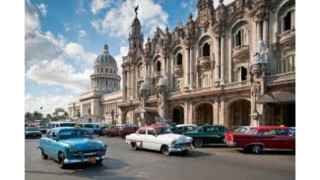 Street cars building dome sky - a dome free wallpaper