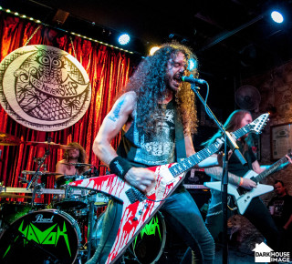 Man long hair guitar stage 10 - stage free wallpaper for tablet