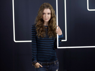 Woman neon sign finger up - elisabeth collins free wallpaper for desktop