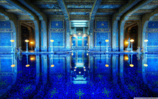 Large pool blue tiled wall - symmetrical free wallpaper for desktop