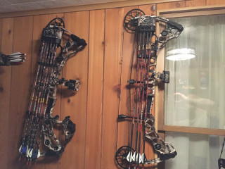 Skis wall mirror corner hanging - real life skin free wallpaper