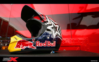 Helmet redbull table red wall - a table in front free wallpaper for desktop