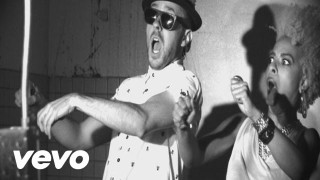 Man woman bathroom shower curtain - doc hammer free wallpaper