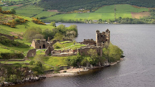 Castle island lake boat green - romanesque free wallpaper