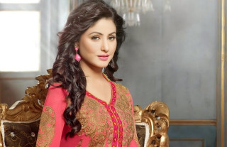 Pink dress gold chair chandelier - the ceiling free wallpaper for desktop