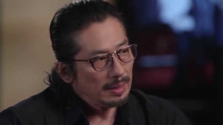 Man glasses mustache talking room - chang daichien free wallpaper