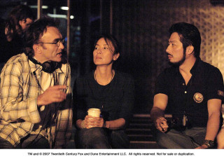 Group people talking coffee room - assemblage free wallpaper for desktop