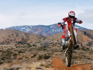 Dirt bike desert mountains cloudy - the background and a sky background free wallpaper