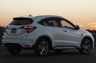 White suv sunset road person - a white suv free wallpaper