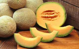 Melon cut half on board - p free wallpaper