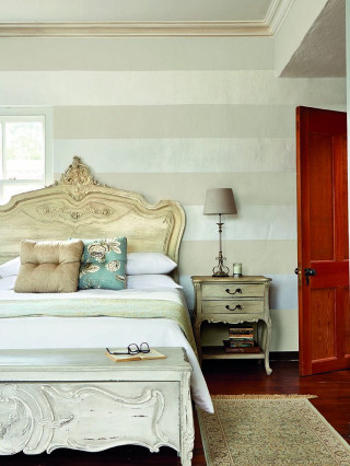 Bedroom with bed interior design 16 - free 3d render wallpaper