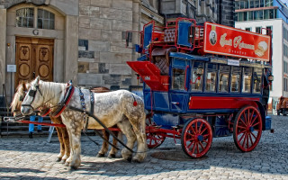 Horse drawn carriage cobblestone street - carriage free wallpaper