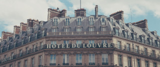 Hotel sign paris building side - a cloudy day free wallpaper