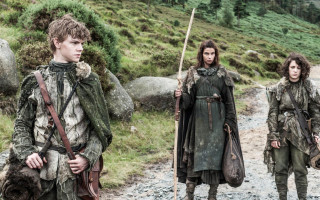 Group people dirt road hill - a dirt road next free wallpaper