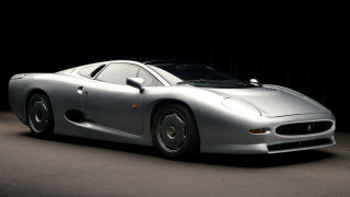 Silver sports car dark room 4 - panfuturism free wallpaper