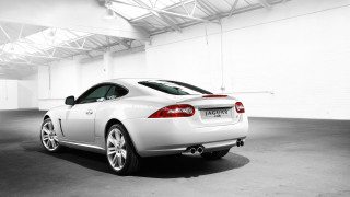 White car garage dahlov ipcar - a garage free wallpaper