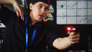 Man holding cell phone red - in front free wallpaper