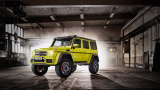 Yellow mercedes benz hyperrealism digital - ultra high detail free wallpaper