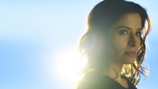 Woman long hair black shirt 2 - a black shirt free wallpaper