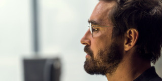 Man glasses beard mirror building - glass and a beard free wallpaper