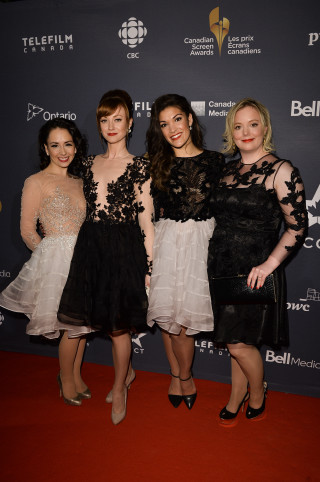 Women red carpet black white - private press free wallpaper for mobile