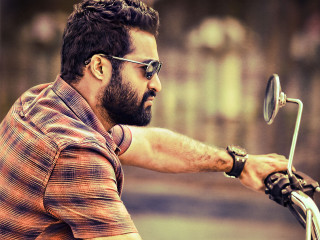 Bearded man motorcycle handlebars mirror - bholekar srihari free wallpaper