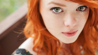 Red hair green eyes serious - green eye free wallpaper for desktop