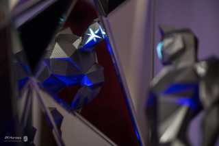 Mirror blue light reflection image - crystal cubism free wallpaper