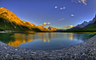 Lake mountains rocks sunshine blue - cloud and sun free wallpaper for desktop