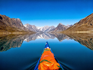 Kayak water mountains orange cover - the front free wallpaper
