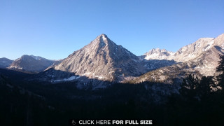 Mountain range snow covered blue 3 - a few snow covered mountains free wallpaper