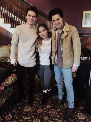 Man woman staircase carpet denim - a stair case free wallpaper