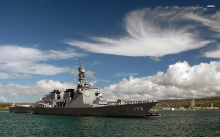 Battleship floating water cloudy sky - cloud above free wallpaper