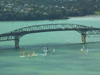 Bridge water sailboats city background - sailboat free wallpaper