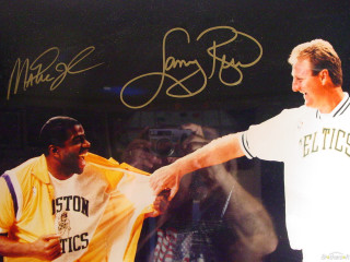 Man holding jersey signed picture - stanley artgermm free wallpaper