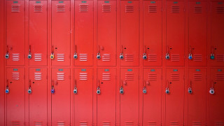 Red lockers different locks red - a number free wallpaper