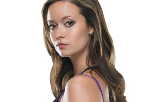 Woman long hair purple top - a purple top free wallpaper