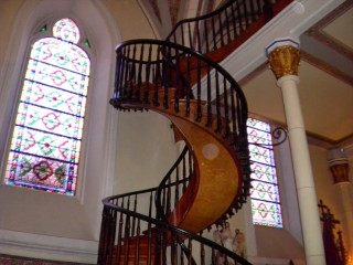 Spiral staircase church stained glass 2 - stained glass window free wallpaper