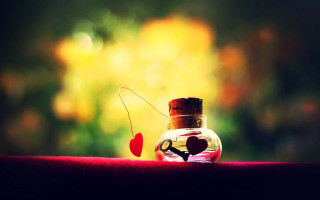 Bottle heart inside table red 4 - a bottle free wallpaper