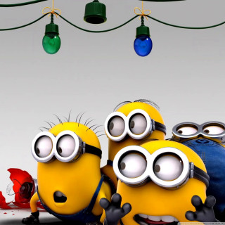 Minions hanging lights christmas tree - free christmas wallpaper for tablet