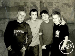 Men graffiti wall group standing 2 - art brut free wallpaper