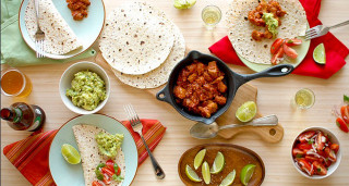 Table food drinks plates meal - a table free wallpaper for desktop