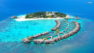 Island resort dock beach fathi - an island in the middle of the ocean free wallpaper