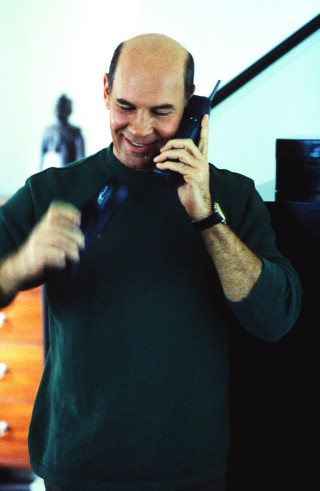 Man talking cell phone room - free vintage wallpaper for mobile