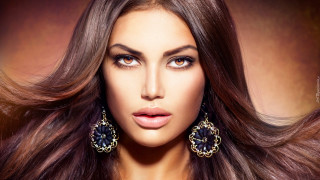 Araceli gilbert photorealistic woman brown - shaded free wallpaper