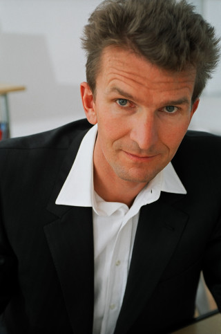 Man suit white shirt serious 2 - arbeitsrat für kunst free wallpaper for mobile