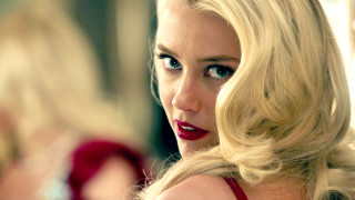 Blonde woman red lipstick mirror - herself free wallpaper