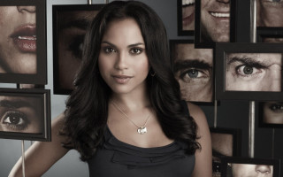 Woman standing wall framed pictures - a necklace free wallpaper