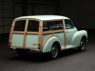 Small green car wooden seat - colin moss free wallpaper