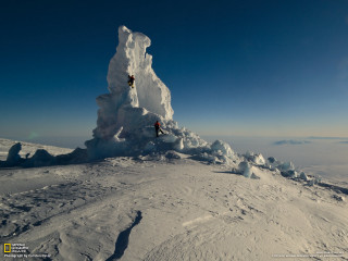 Person snow mountain sky background - a sky background and a person free wallpaper